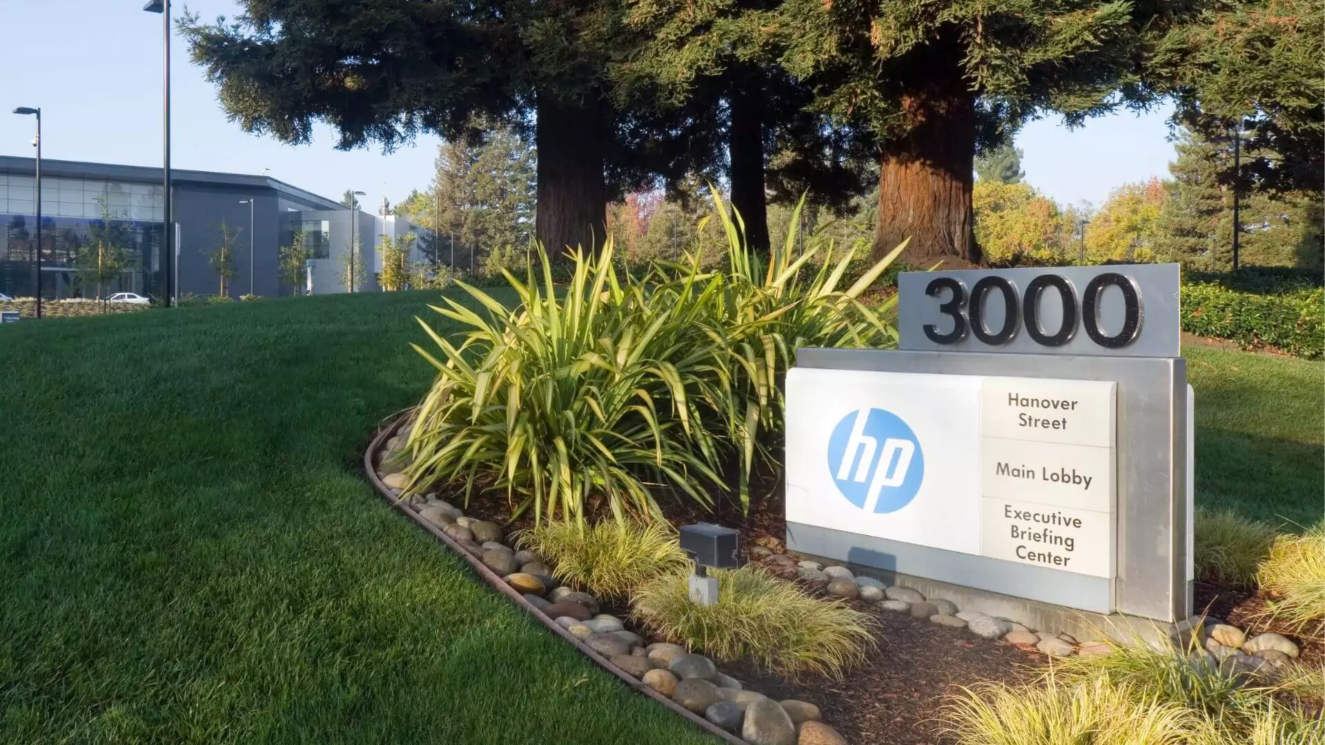 HP Accused of Fake Hold Times to Reduce Customer Support Calls